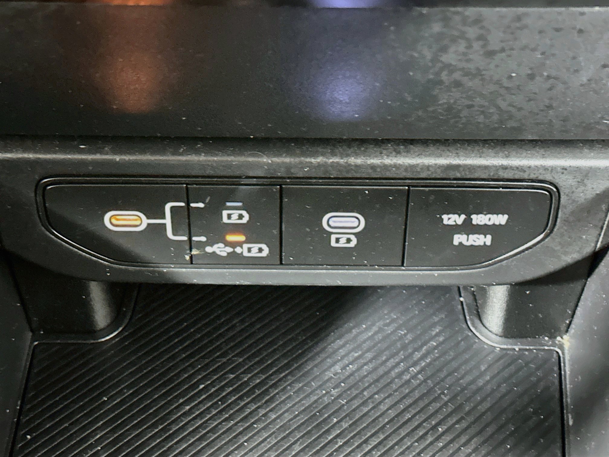 Used 2025 Kia K4 FWD image 26