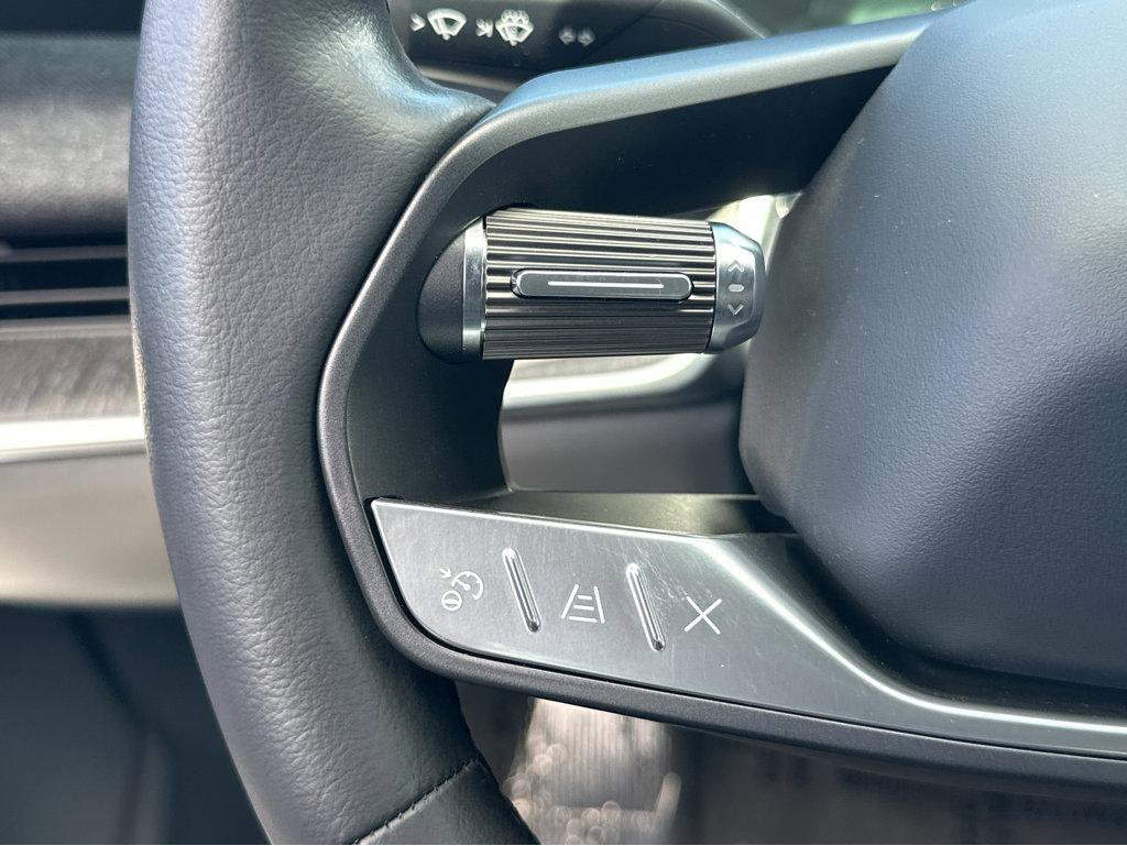 Used 2024 Lucid Air Pure RWD image 22