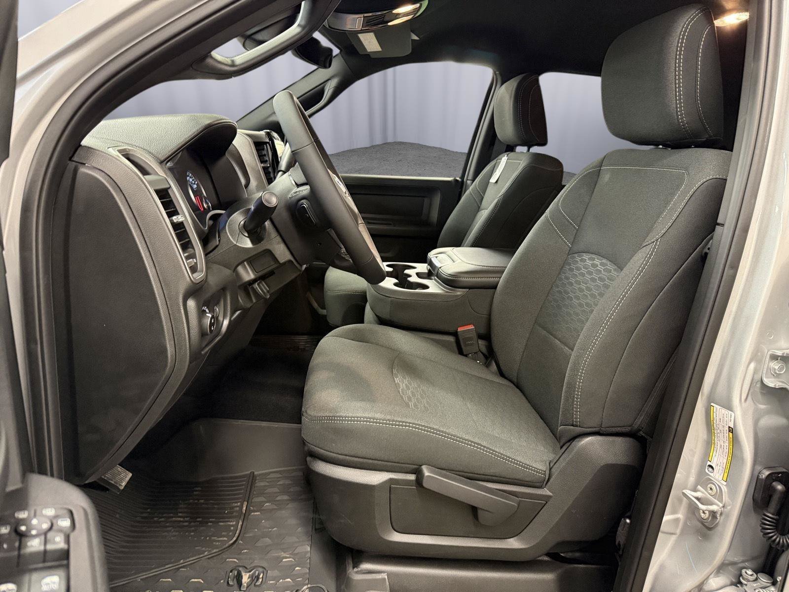 New 2026 RAM 2500 Tradesman AWD/4WD image 24