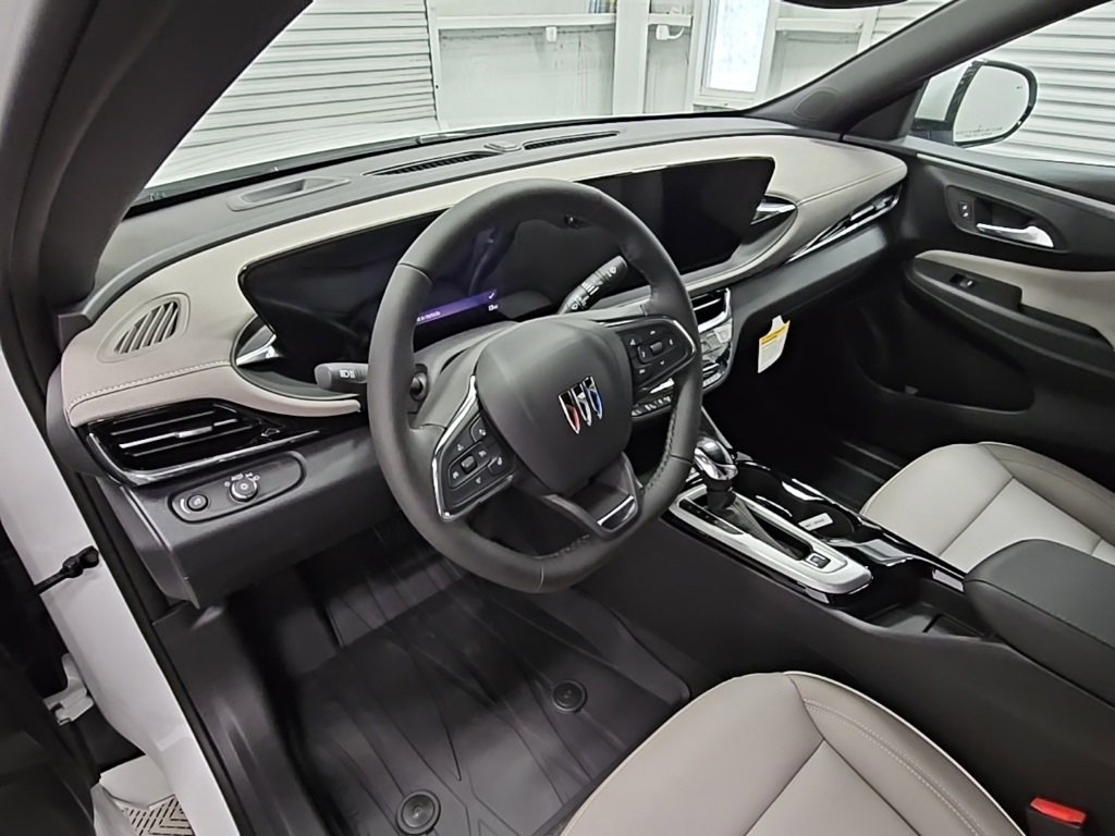 New 2025 Buick Envista Avenir image 11