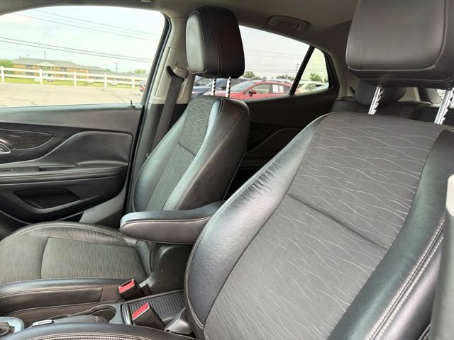 Used 2016 Buick Encore Convenience FWD image 12