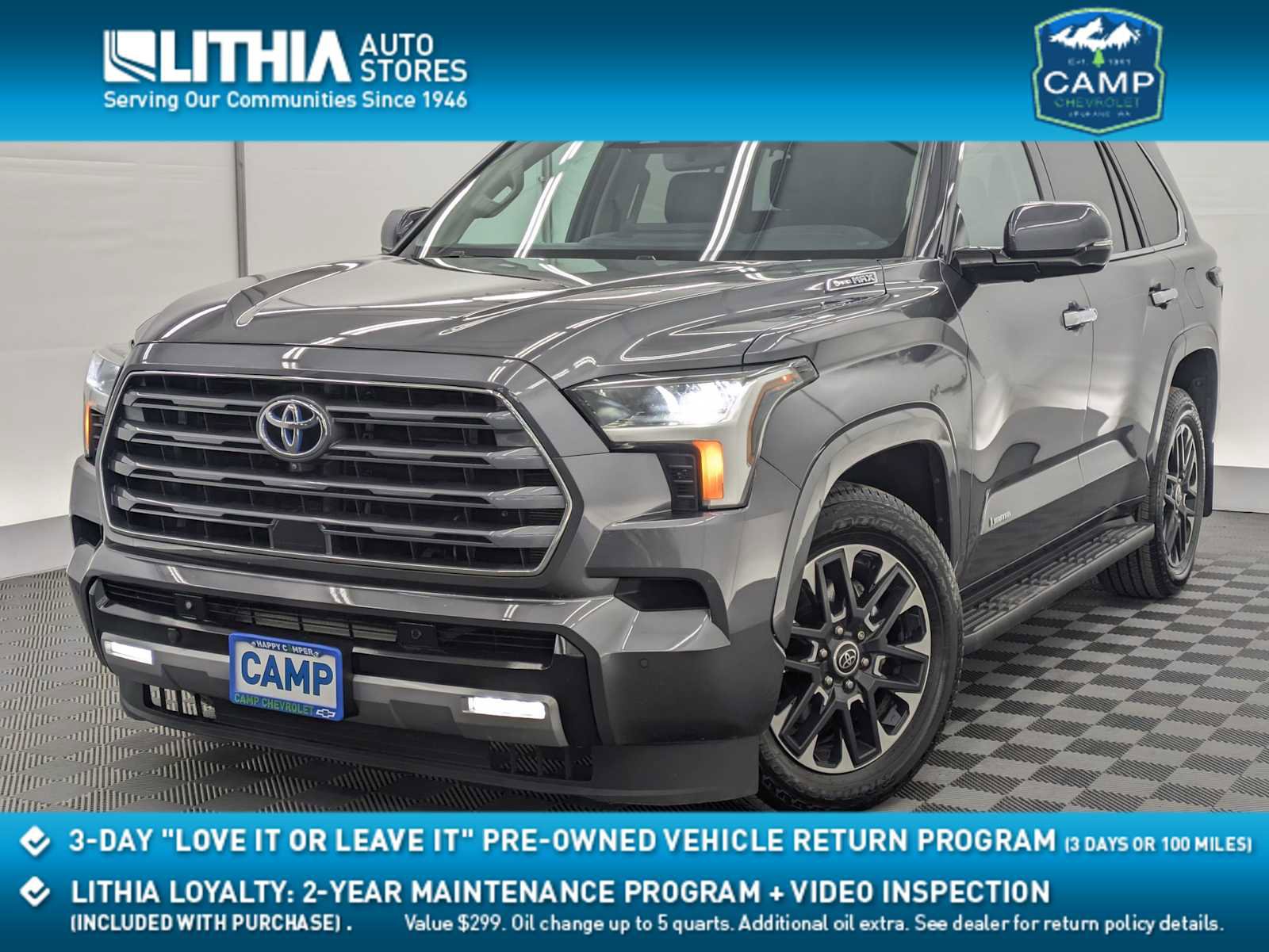 Used 2023 Toyota Sequoia Capstone AWD/4WD image 1