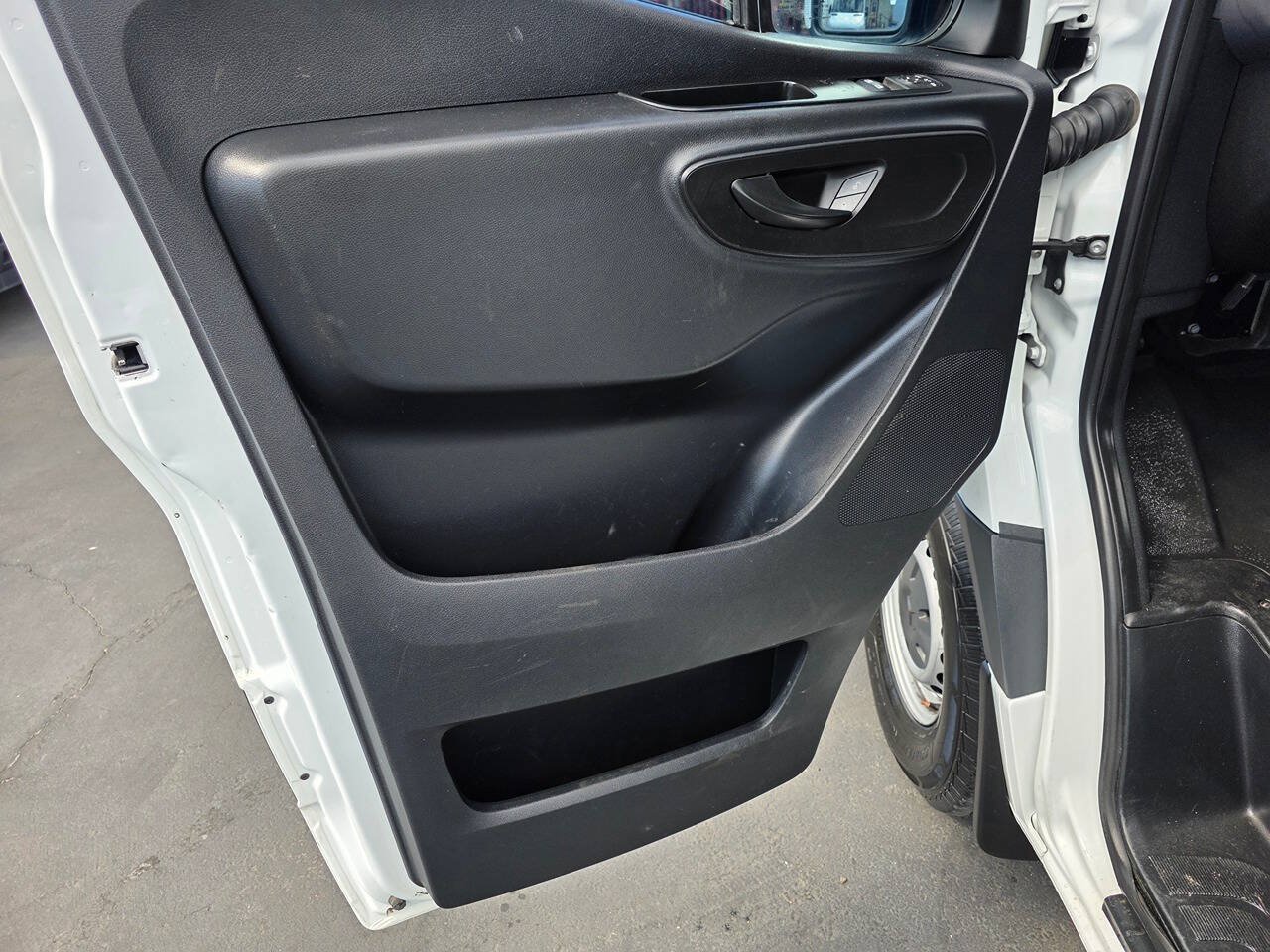 Used 2020 Mercedes-Benz Sprinter 2500 image 19