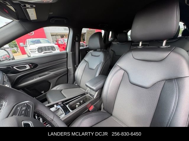 Used 2026 Jeep Compass Latitude w/ Quick Order Package 29K AWD/4WD image 18