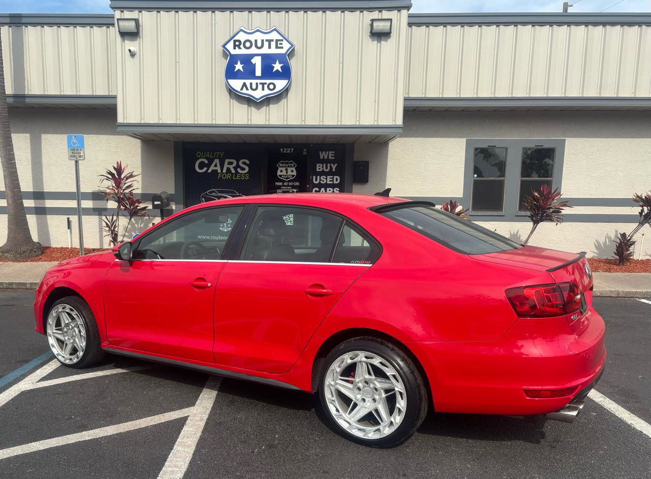Used 2013 Volkswagen Jetta GLI Autobahn image 3