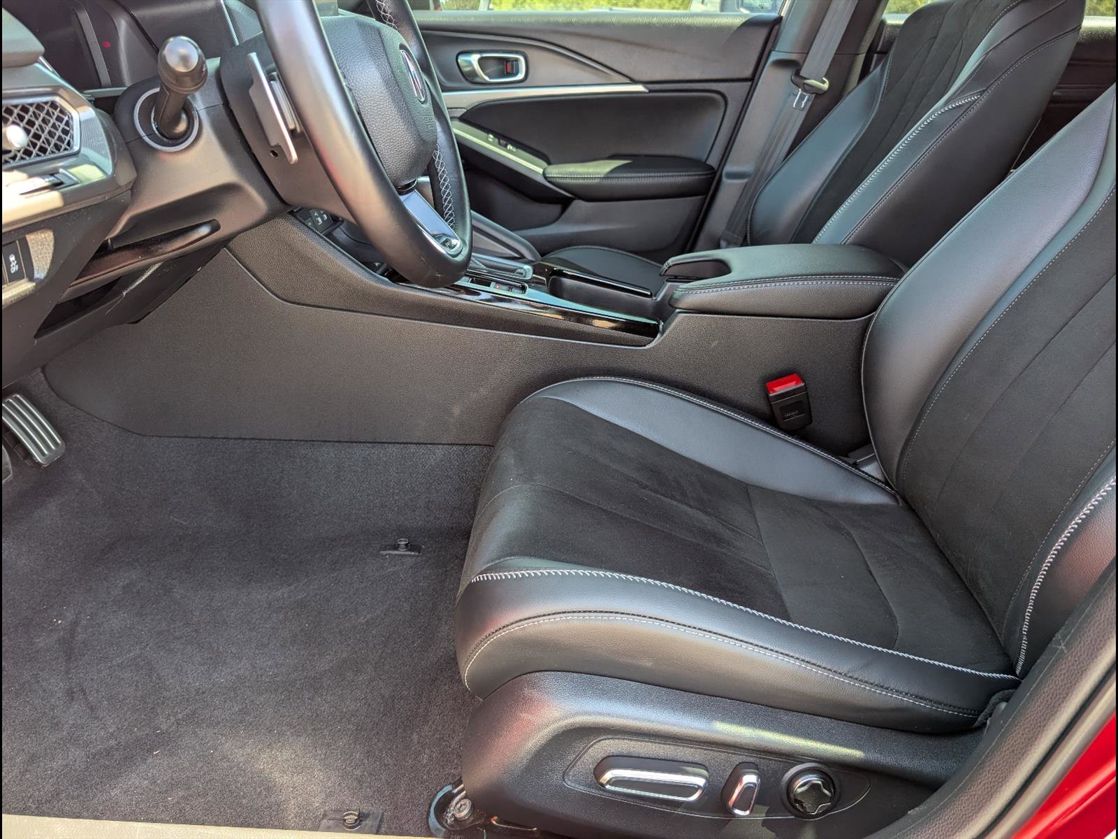 Used 2024 Acura Integra A-Spec image 9