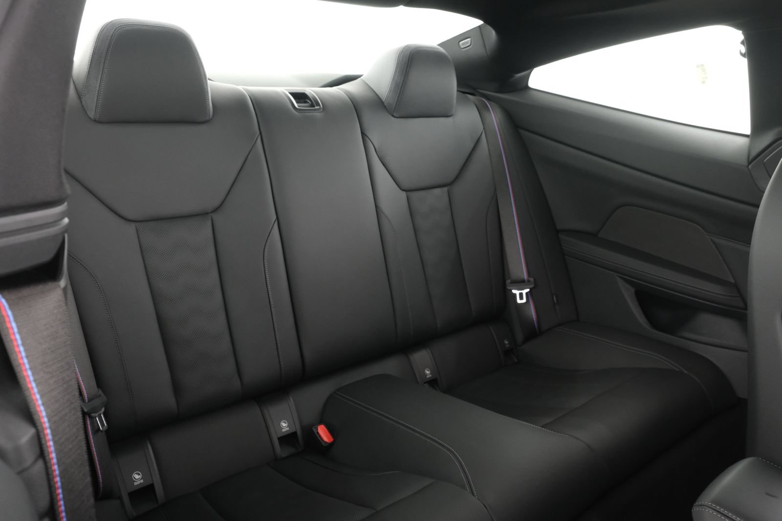 Used 2024 BMW M4 Coupe w/ Executive Package RWD image 39