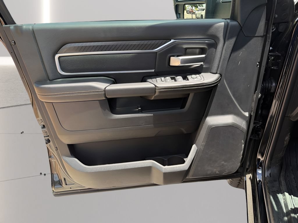 New 2026 RAM 2500 Lone Star AWD/4WD image 18