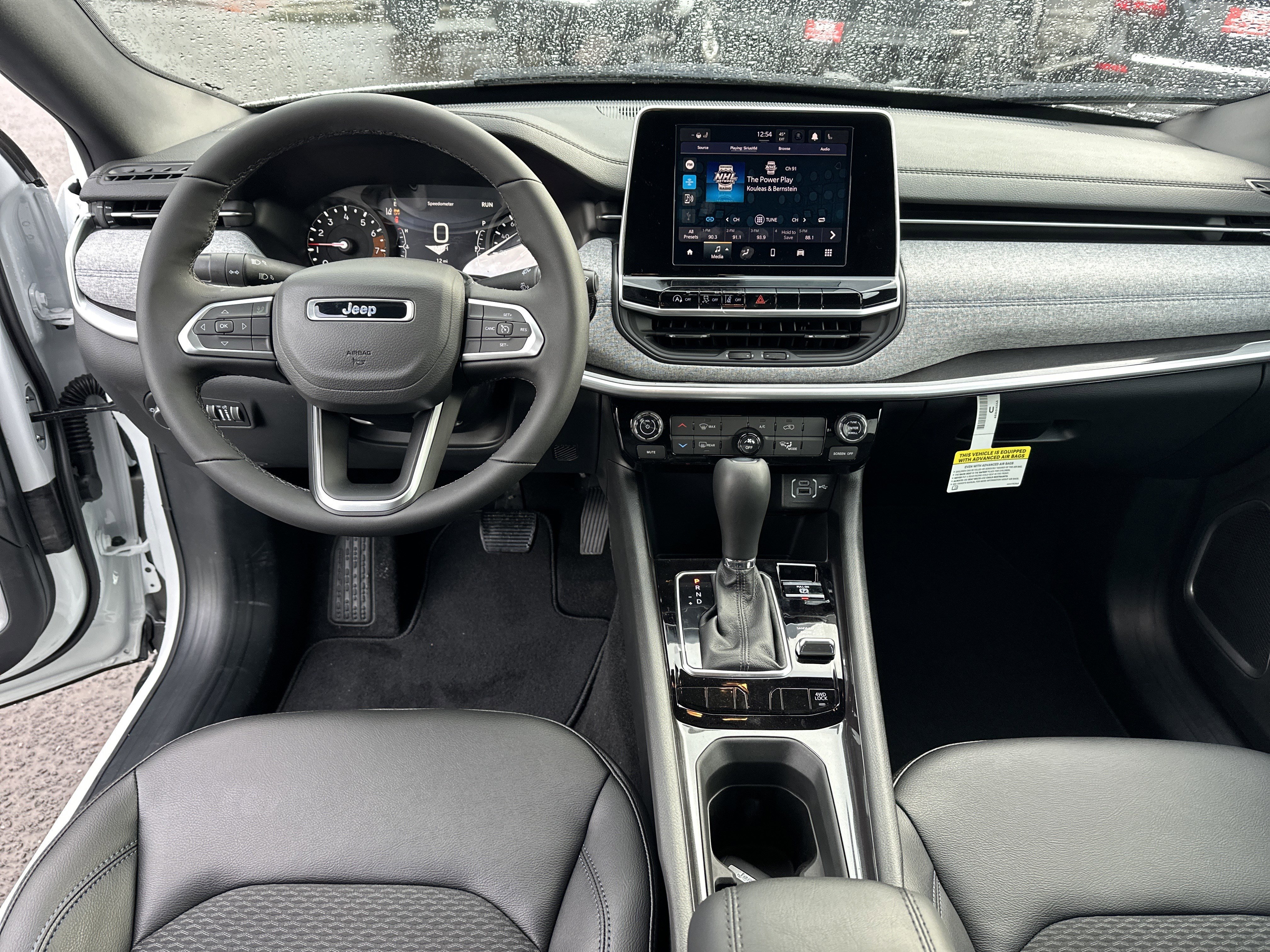 New 2026 Jeep Compass Latitude image 12