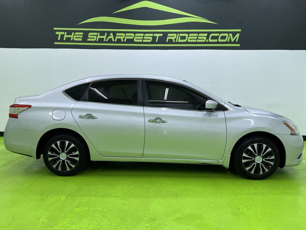 Used 2014 Nissan Sentra SV FWD image 11