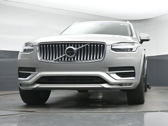 Used 2023 Volvo XC90 B6 Plus w/ Protection Package Premier AWD/4WD image 12