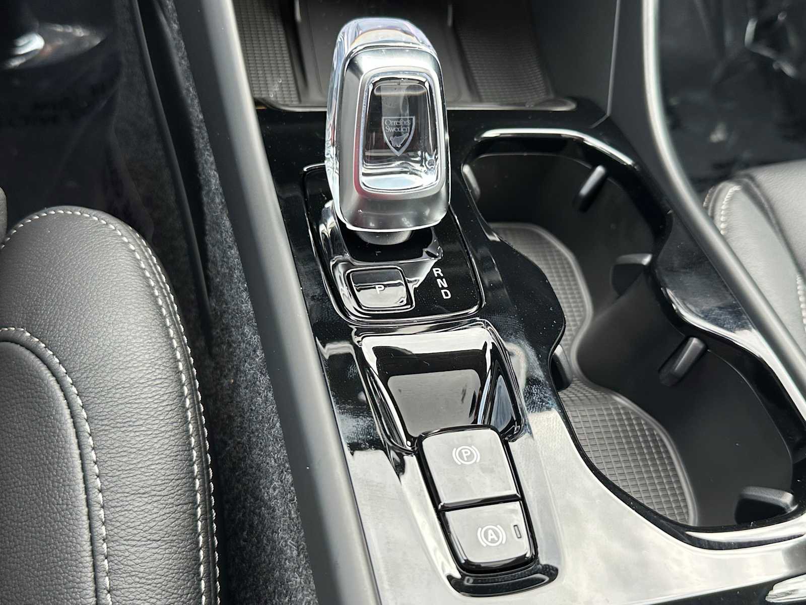 New 2026 Volvo XC40 B5 Plus w/ Climate Package image 32