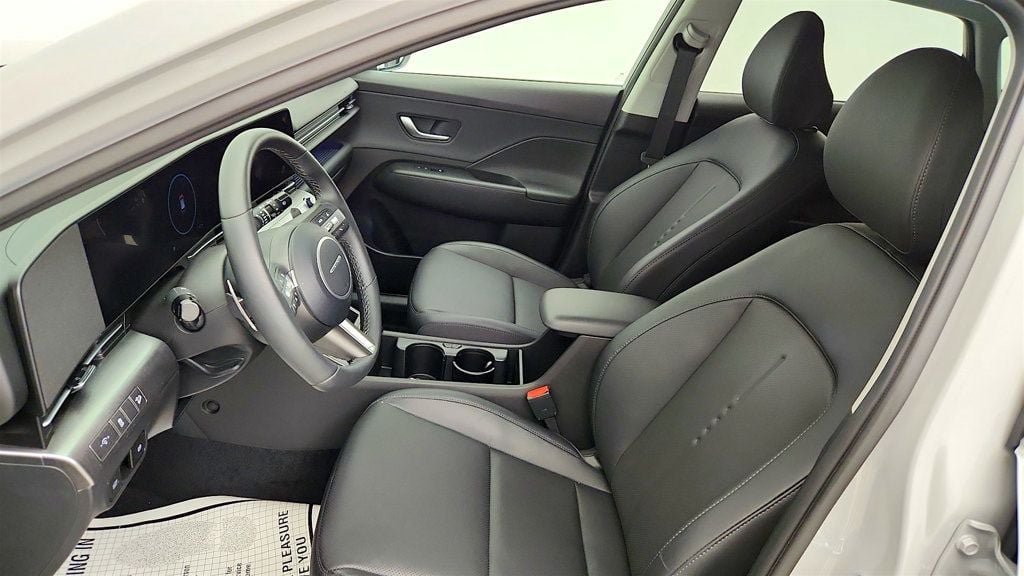 Used 2026 Hyundai Kona Limited FWD image 13