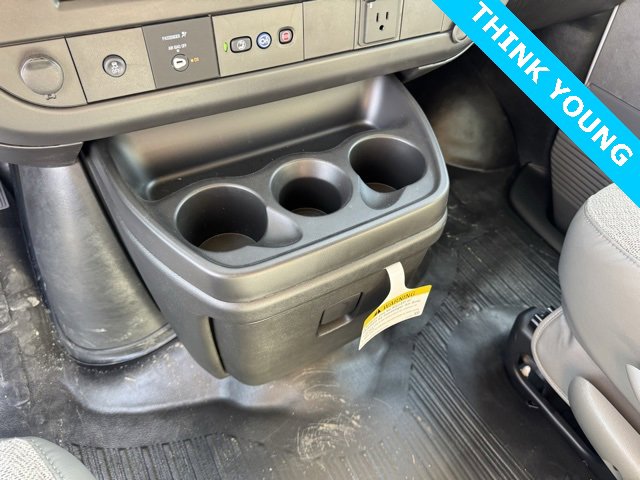 New 2025 Chevrolet Express 2500 w/ Enhanced Convenience Package image 19