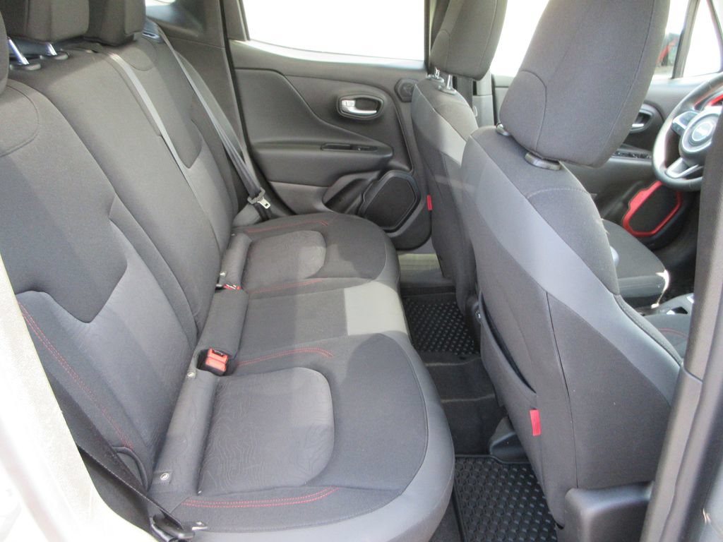 Used 2023 Jeep Renegade Trailhawk w/ Sun/Sound Group AWD/4WD image 18