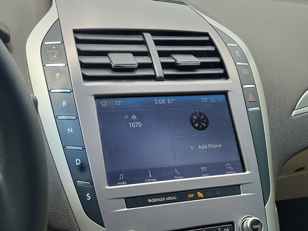 Used 2020 Lincoln MKZ FWD image 28