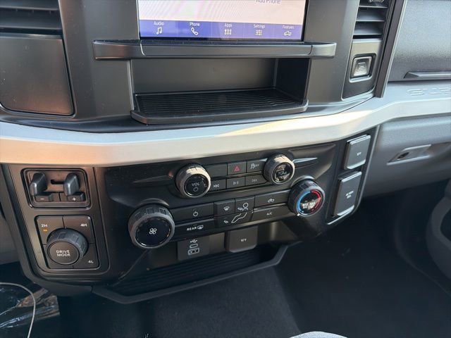 New 2026 Ford F450 XLT w/ FX4 Off-Road Package AWD/4WD image 22