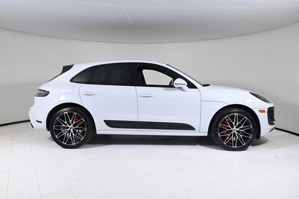 Certified 2022 Porsche Macan GTS image 8