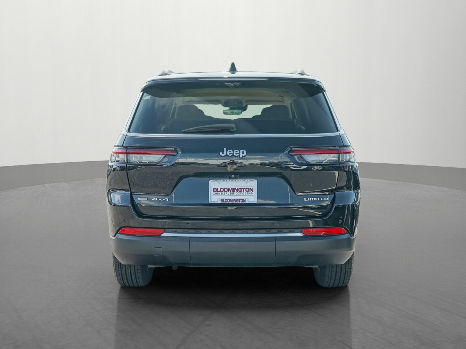 Used 2022 Jeep Grand Cherokee L Limited w/ Luxury Tech Group II image 6