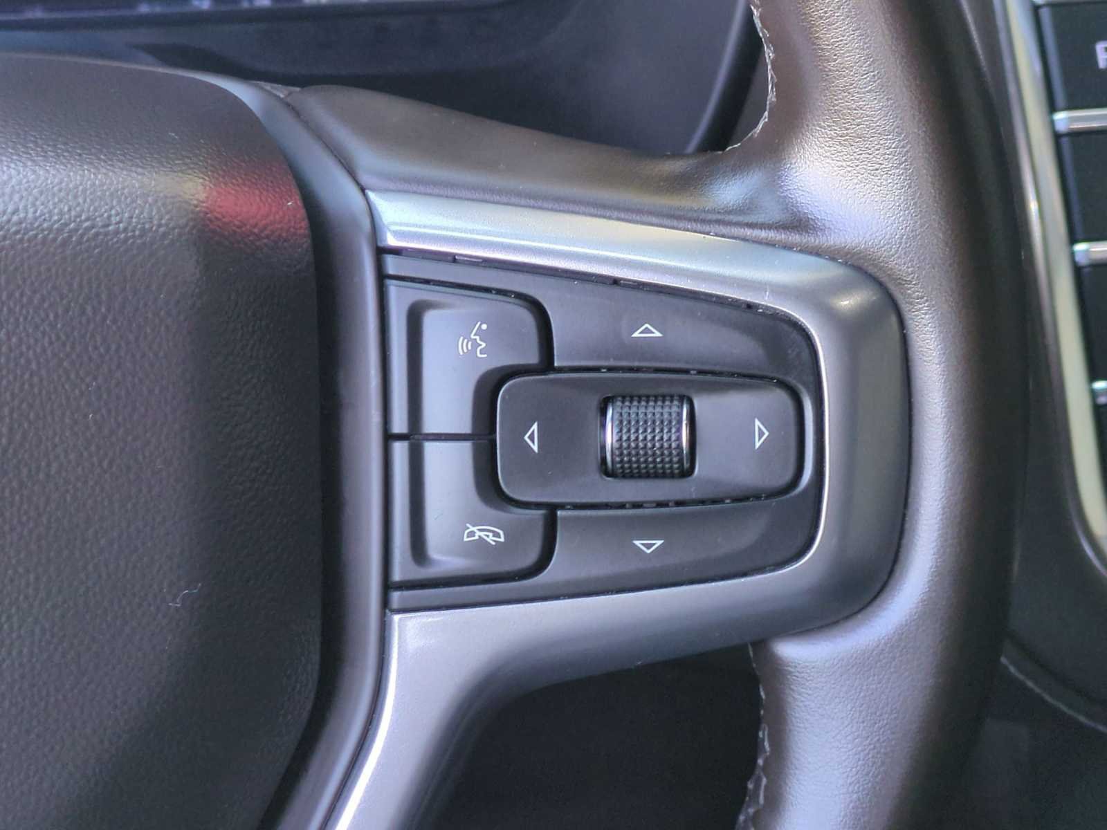 Used 2024 Chevrolet Tahoe LT RWD image 16