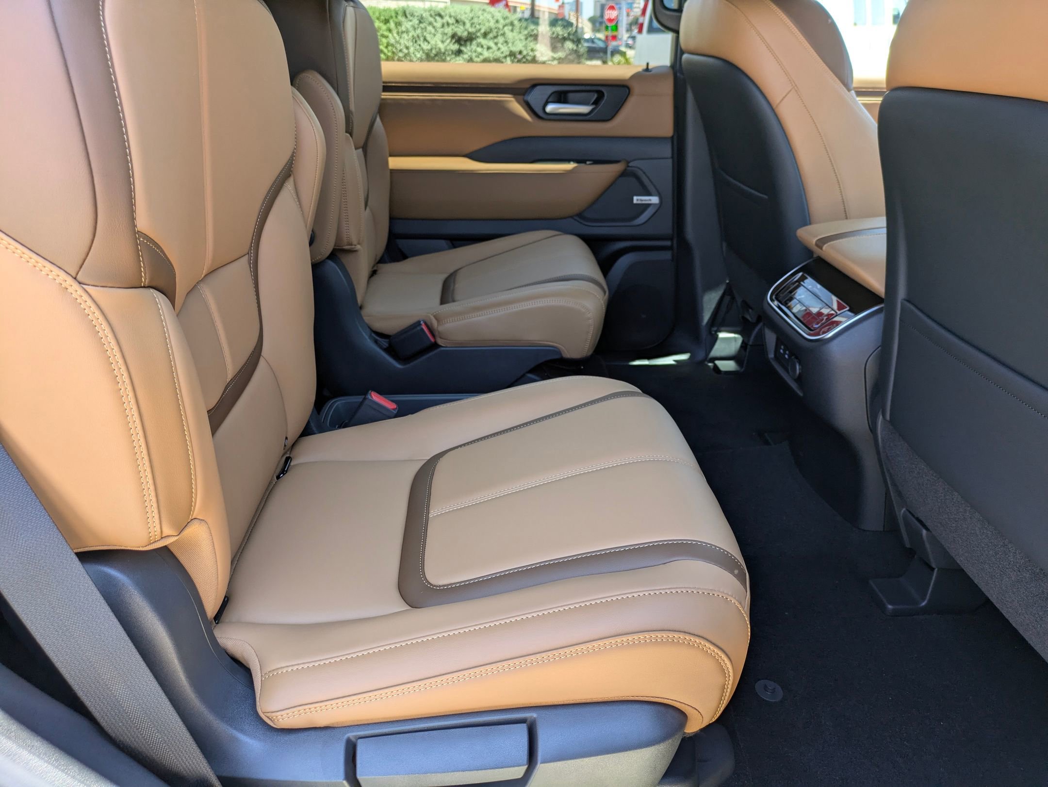 New 2026 Nissan Armada SL image 21
