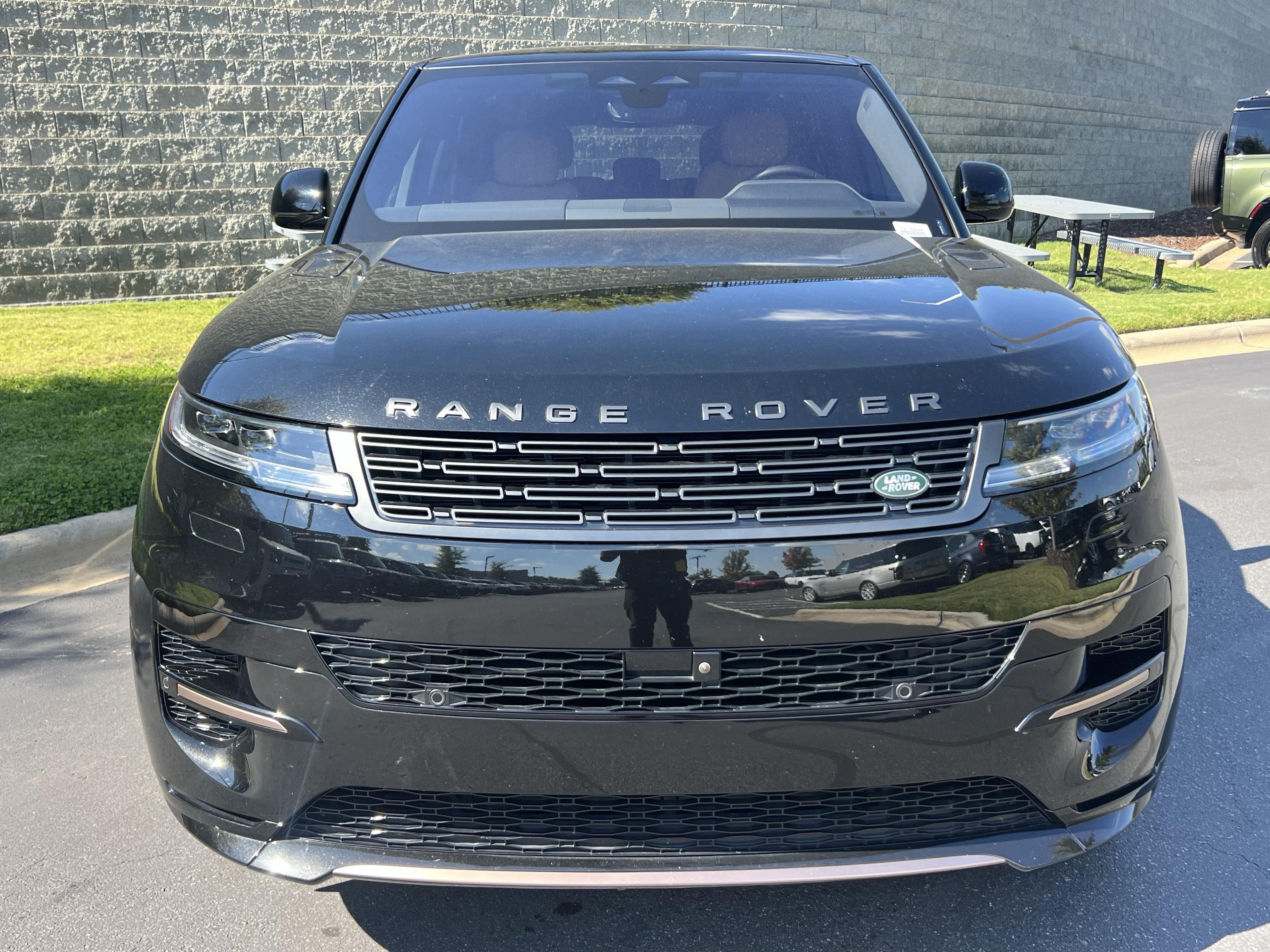 Used 2023 Land Rover Range Rover Sport SE Dynamic AWD/4WD image 11