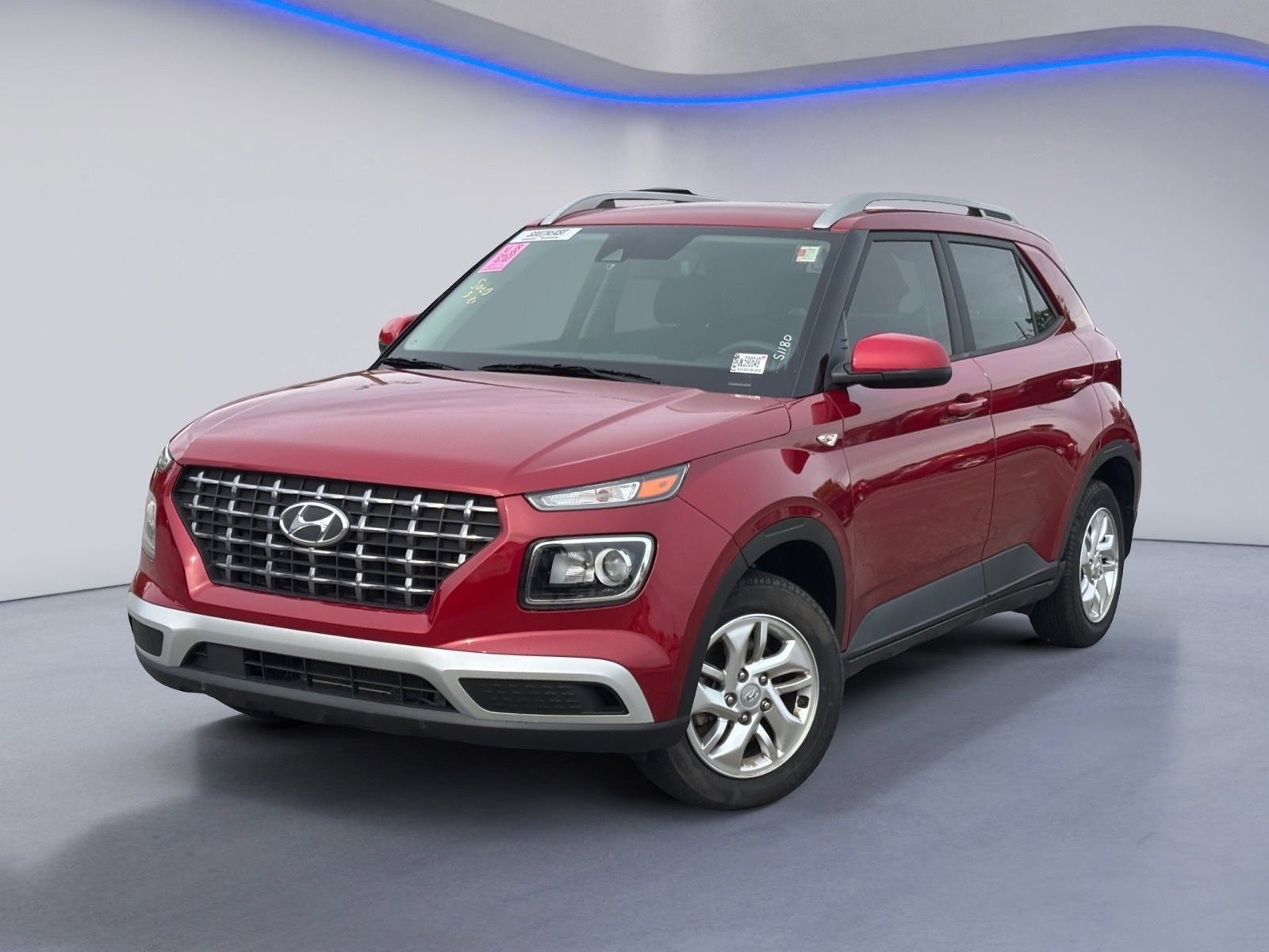 Used 2020 Hyundai Venue SEL FWD image 2