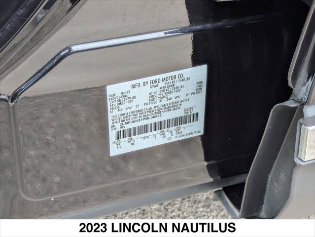 Certified 2023 Lincoln Nautilus Reserve FWD image 28