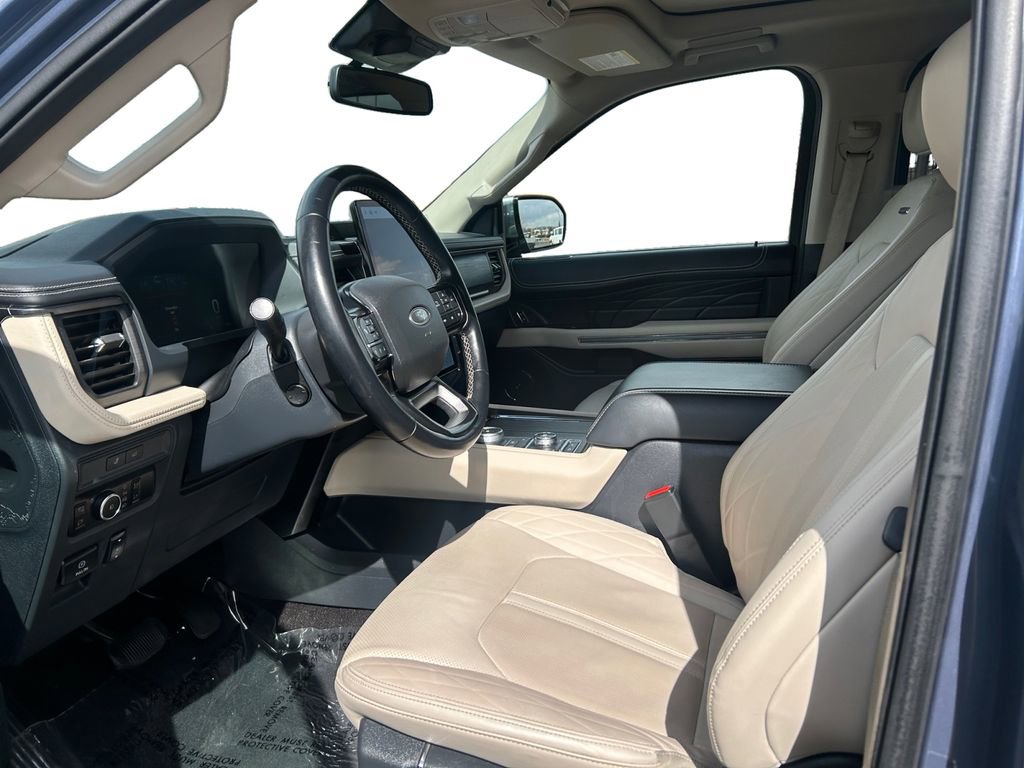 Used 2023 Ford Expedition Max Platinum image 11