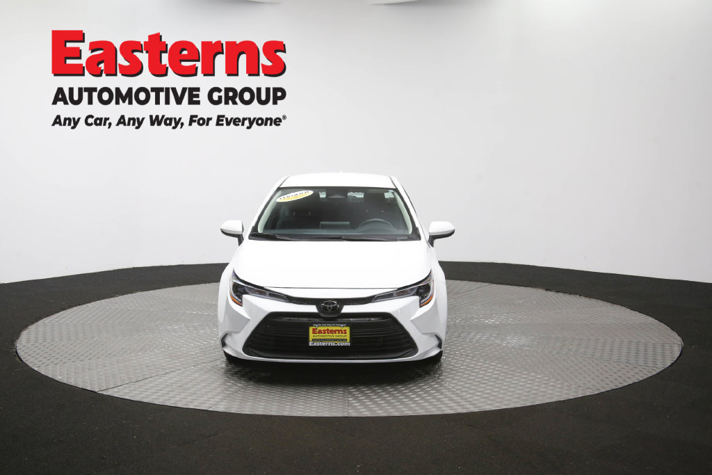 Used 2025 Toyota Corolla LE FWD image 50