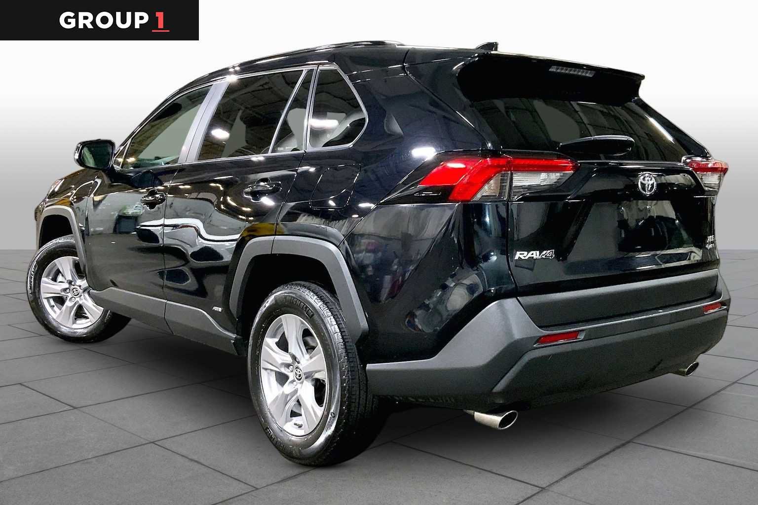 Certified 2025 Toyota RAV4 XLE AWD/4WD image 12