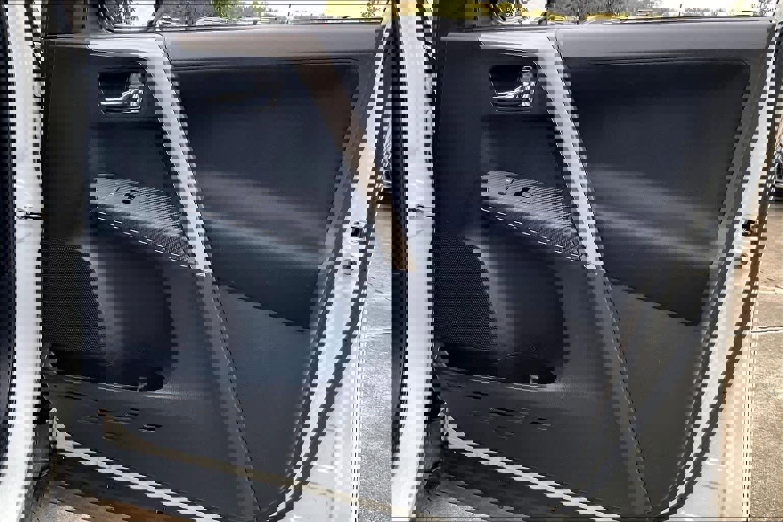 Used 2014 Toyota RAV4 XLE image 20