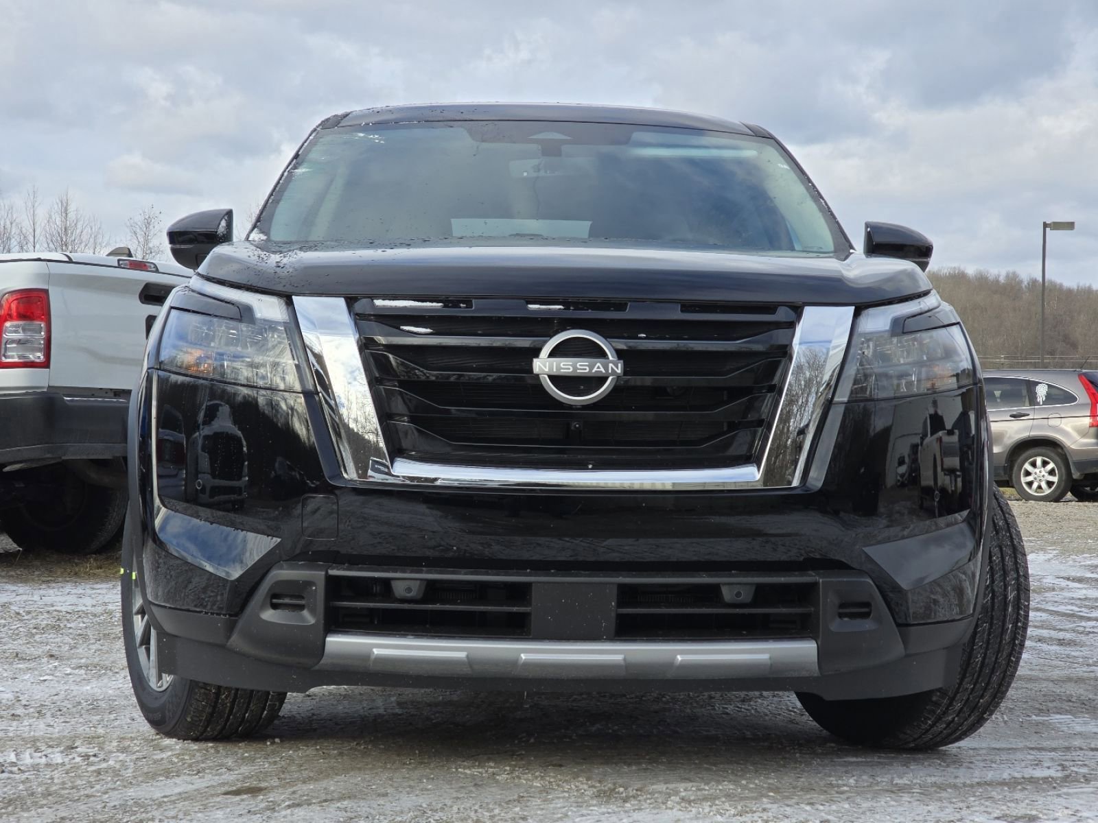 New 2025 Nissan Pathfinder SL image 8