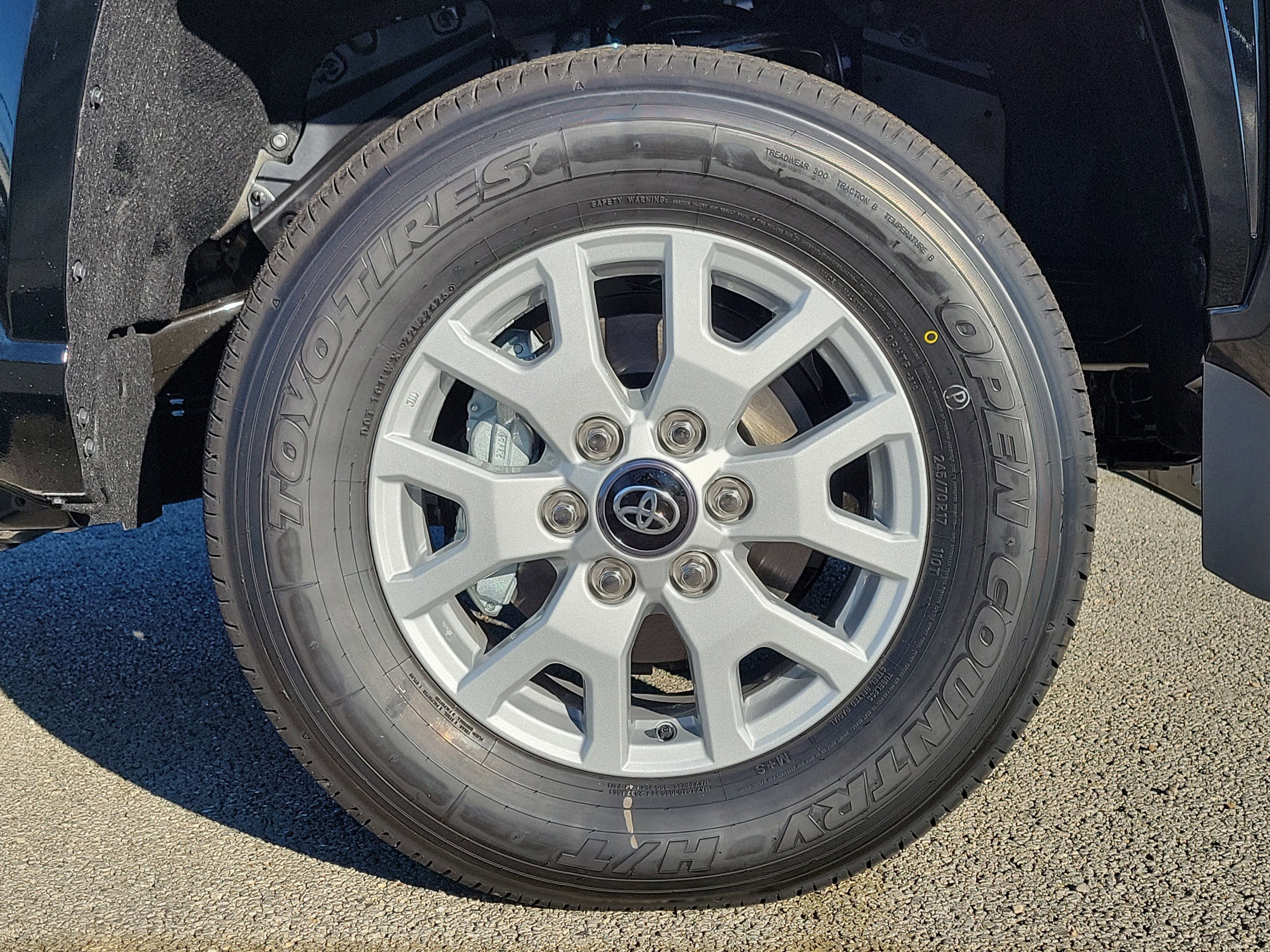 New 2025 Toyota Tacoma SR5 image 5