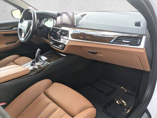 Used 2019 BMW 540i w/ Convenience Package RWD image 21