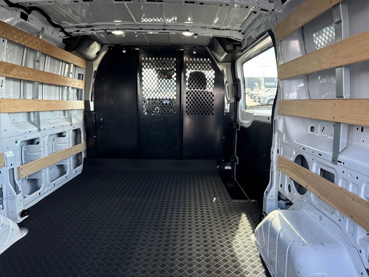 Used 2024 Ford Transit 250 Low Roof AWD w/ Exterior Upgrade Package image 11