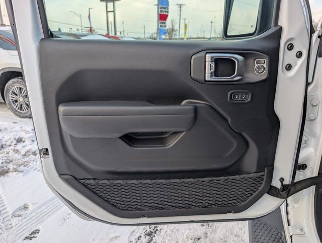 Used 2022 Jeep Wrangler Unlimited Sport S image 9