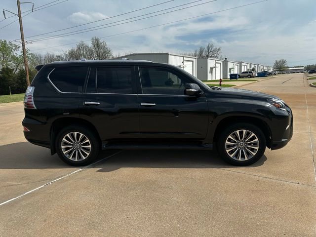 Used 2023 Lexus GX 460 Luxury w/ Accessory Package AWD/4WD image 6