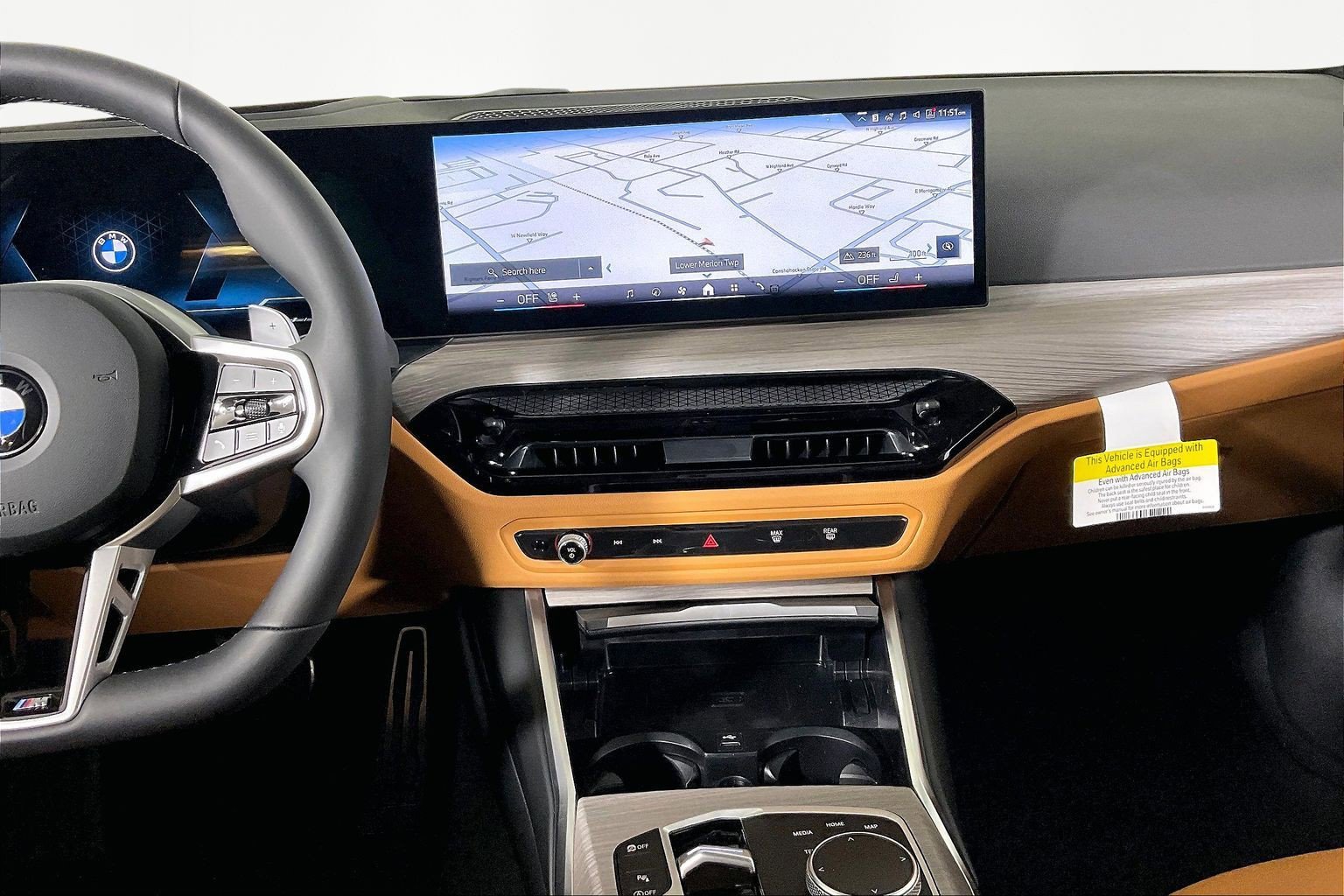 New 2026 BMW 330i xDrive Sedan w/ M Sport Package AWD/4WD image 9