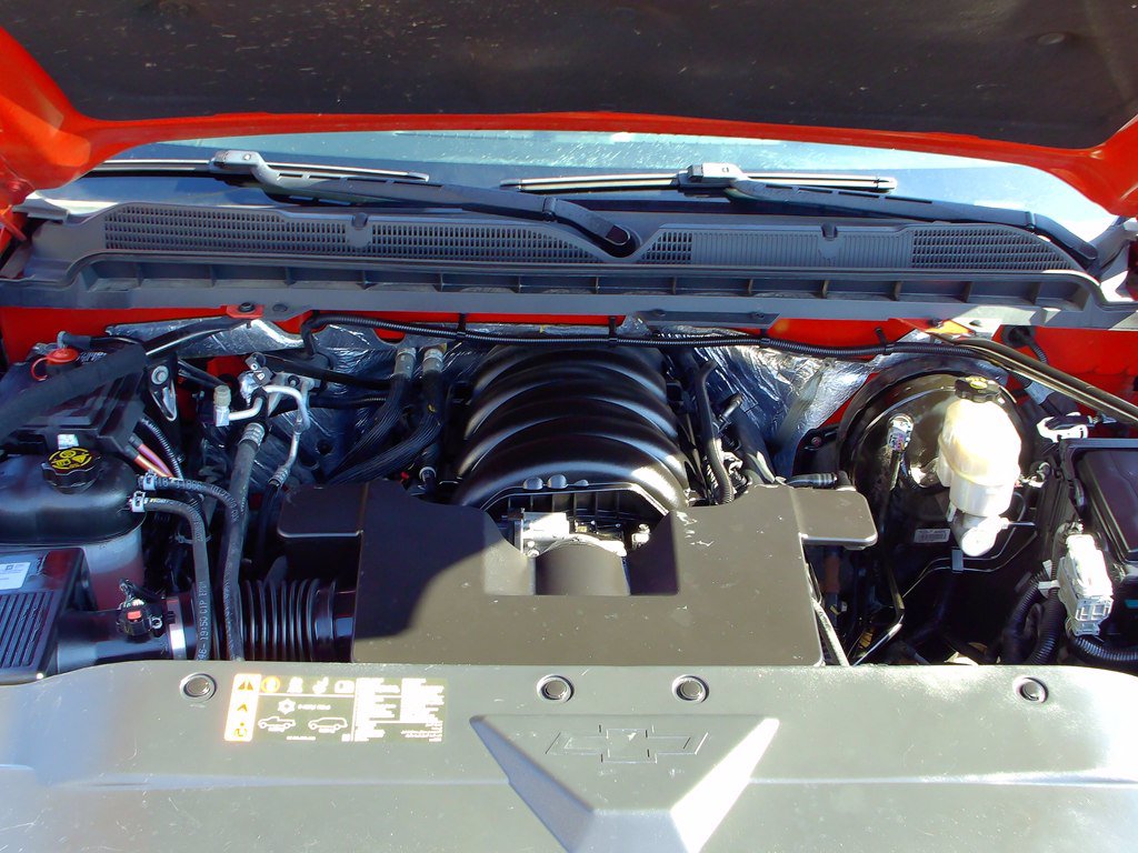 Used 2018 Chevrolet Silverado 1500 W/T AWD/4WD image 13