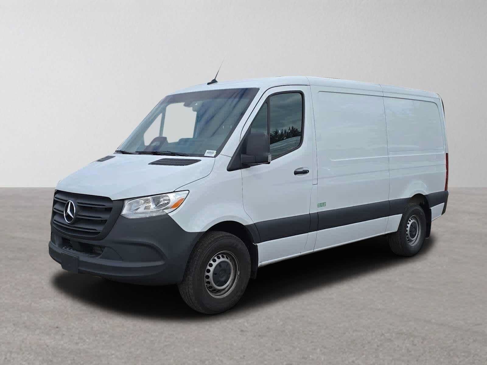 Used 2025 Mercedes-Benz Sprinter 2500 image 7