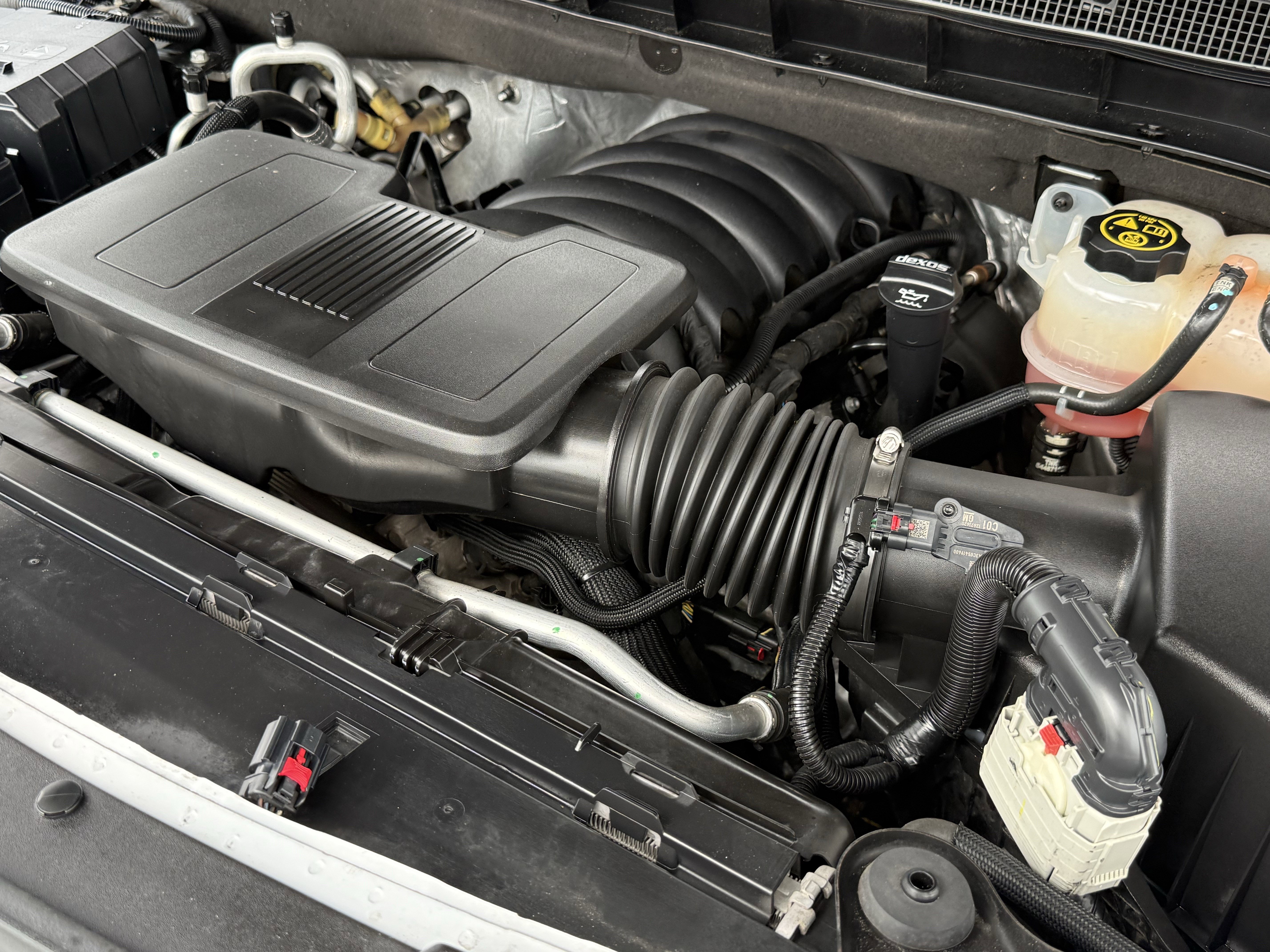 Used 2021 Chevrolet Tahoe 2WD w/ Remote Keyless Entry Package image 33