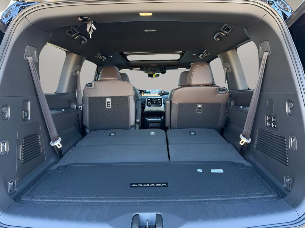 New 2026 Nissan Armada Platinum image 9