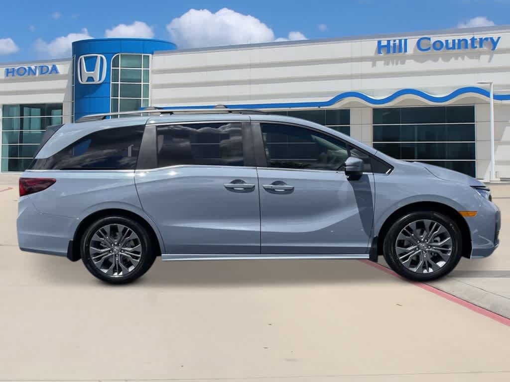 New 2026 Honda Odyssey Touring image 6