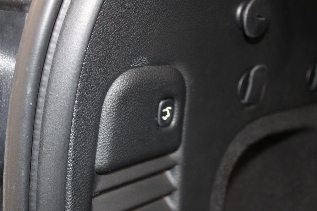 Used 2021 Jeep Grand Cherokee Limited w/ Trailer Tow Group IV image 18