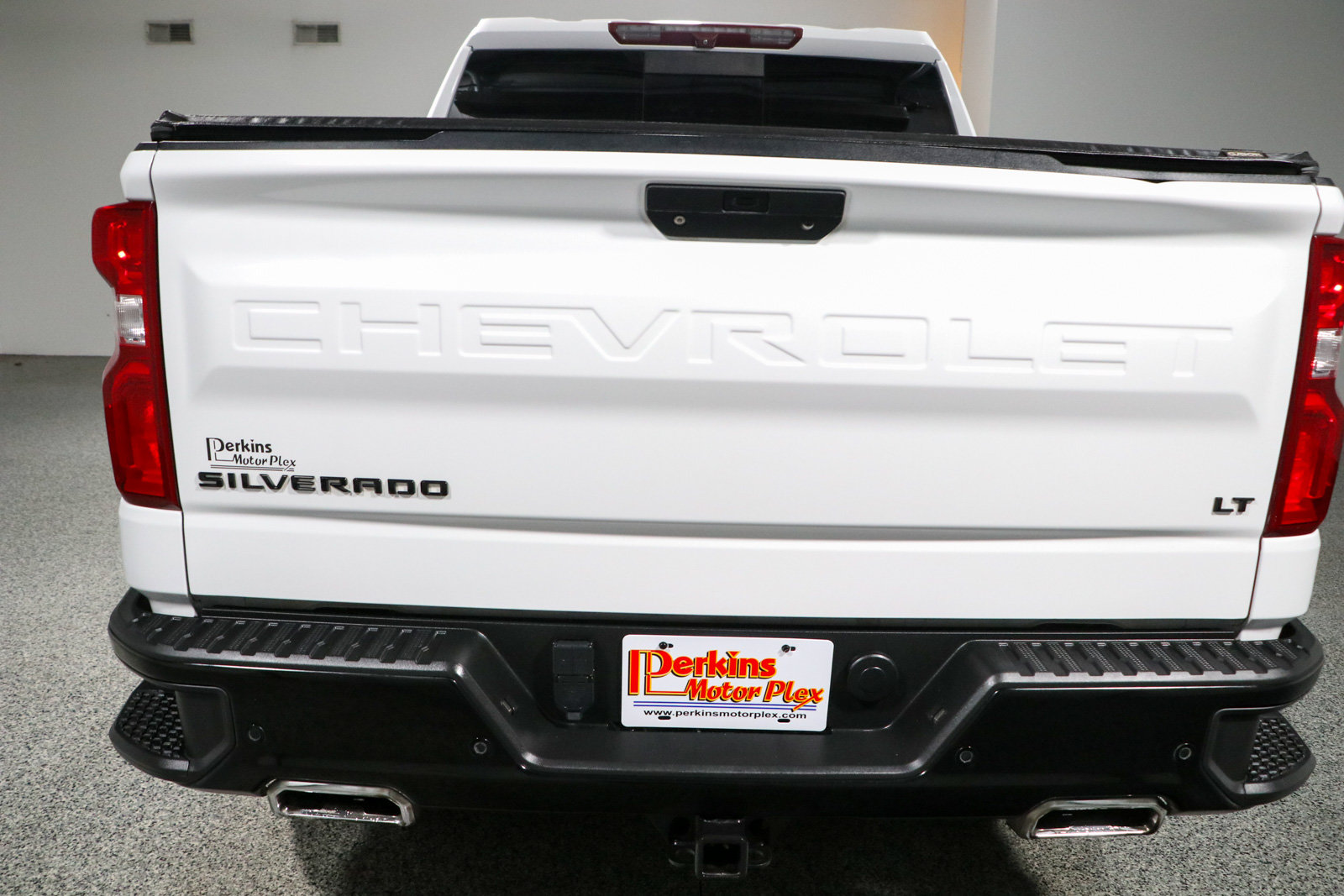 Used 2021 Chevrolet Silverado 1500 LT Trail Boss w/ Convenience Package II AWD/4WD image 8