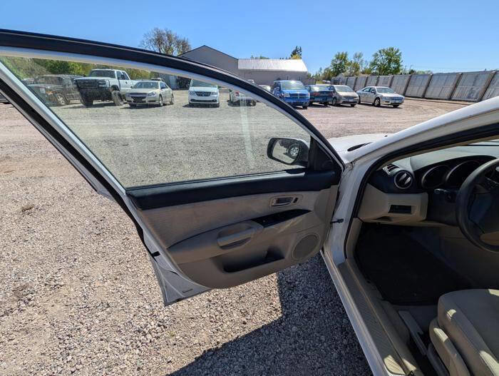 Used 2007 MAZDA MAZDA3 i Touring FWD image 22