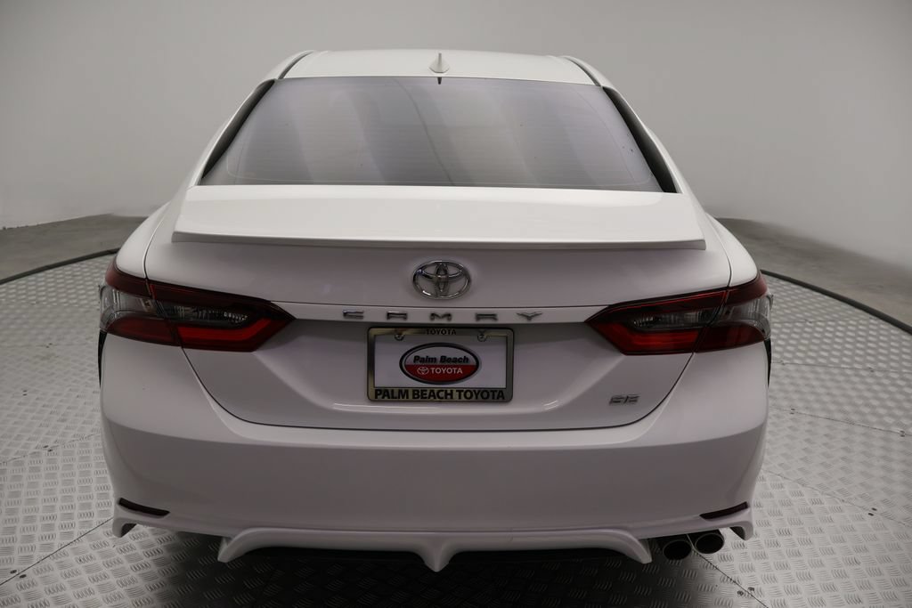 Used 2023 Toyota Camry SE FWD image 10