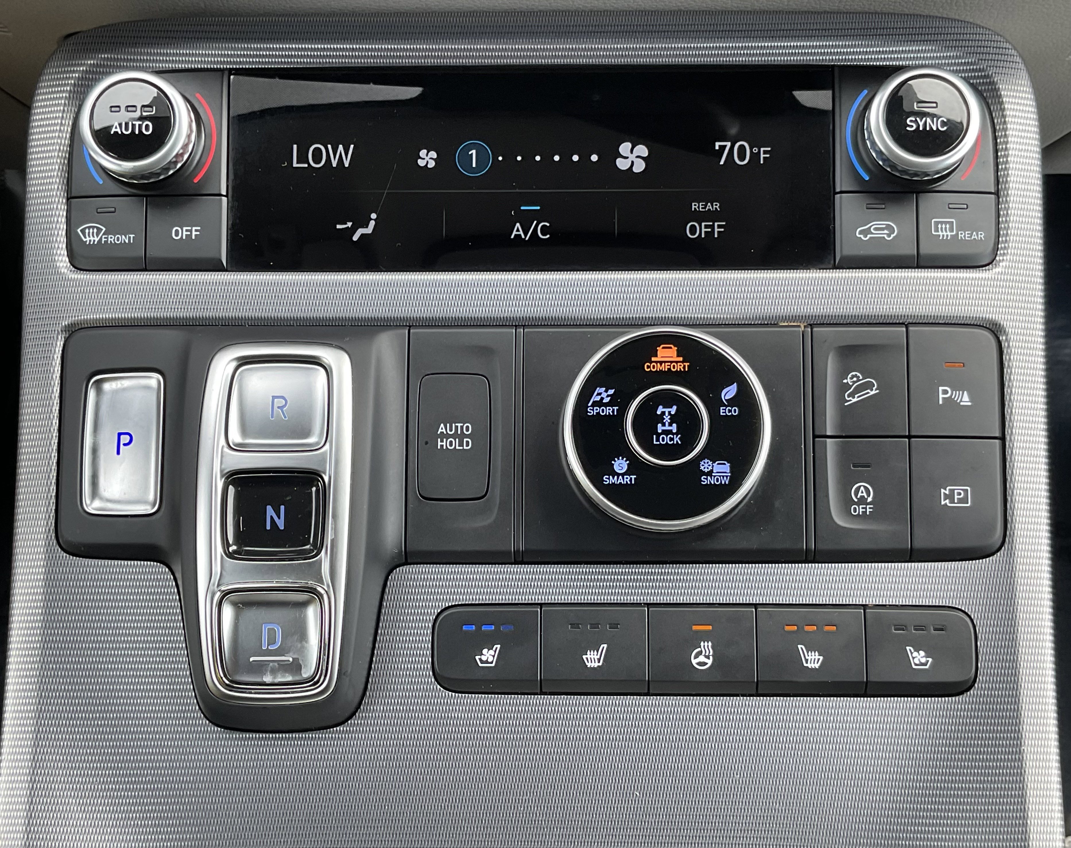 Used 2024 Hyundai Palisade Calligraphy image 19