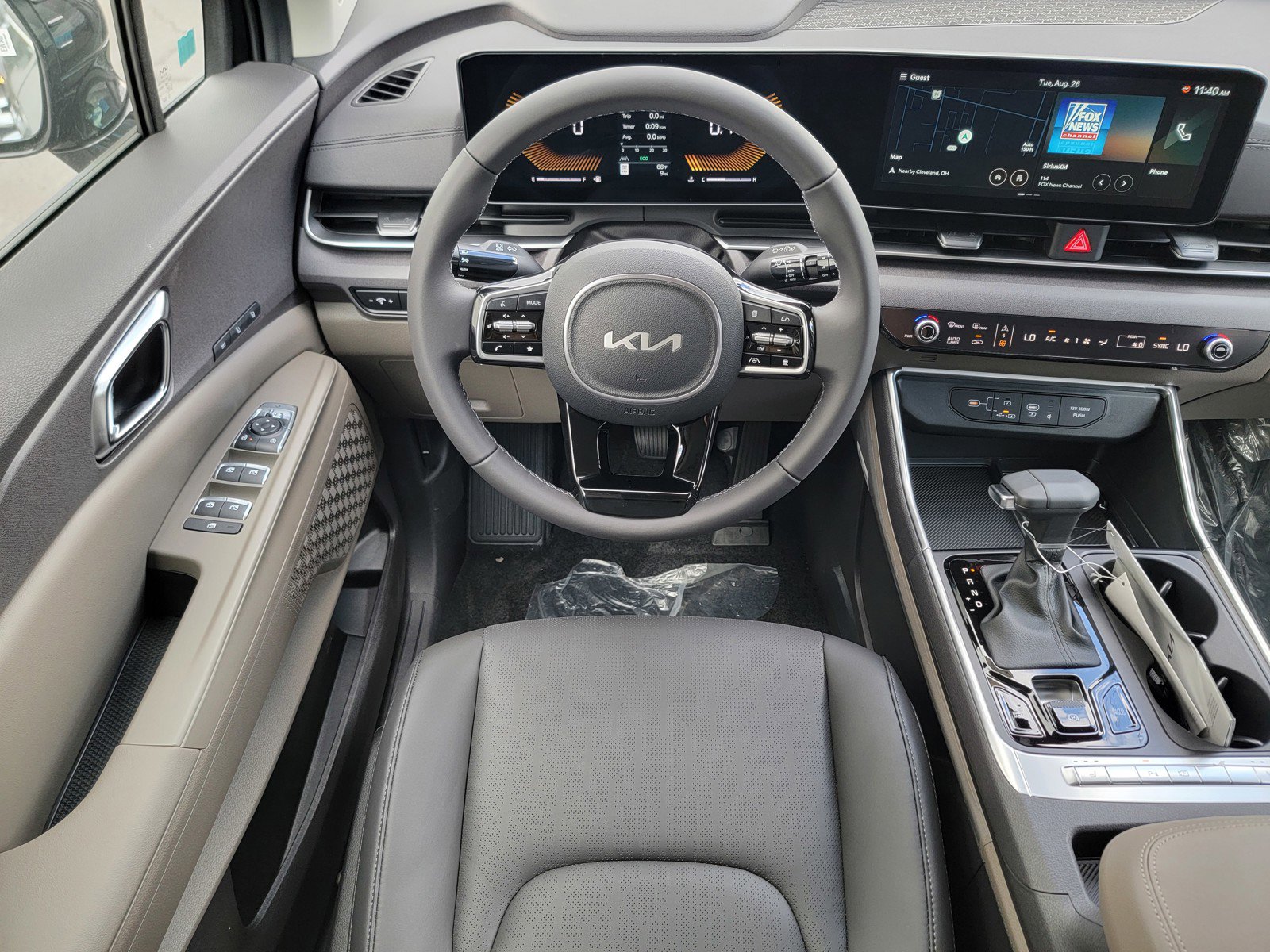 New 2026 Kia Carnival EX image 26